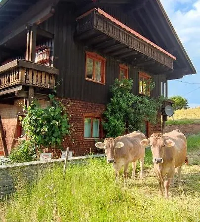 Am Berg Apartment *