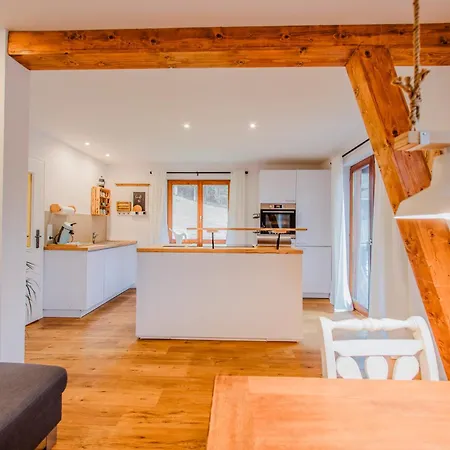 Am Berg Apartment