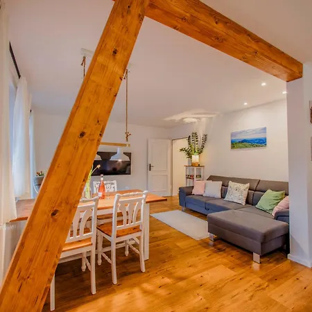 Apartment Am Berg